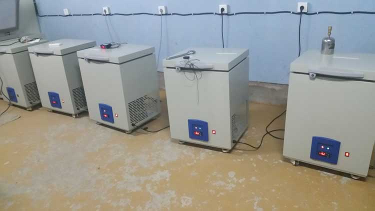 超低溫冷凍分離機(jī) 超低溫冷凍分離機(jī)