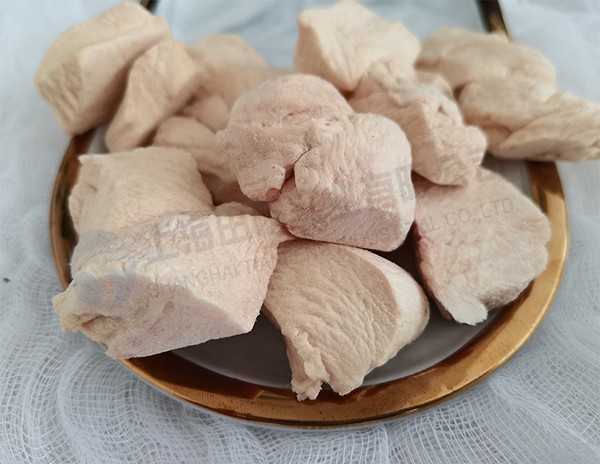 凍干雞肉，寵物食品真空冷凍干燥技術(shù)凍干加工雞胸肉