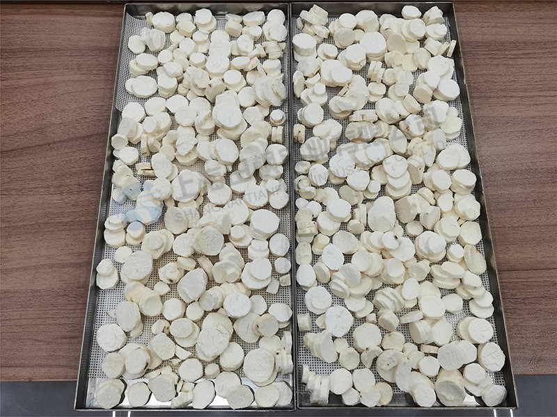 山藥凍干機(jī)：食品真空冷凍干燥機(jī)應(yīng)用及特點(diǎn)